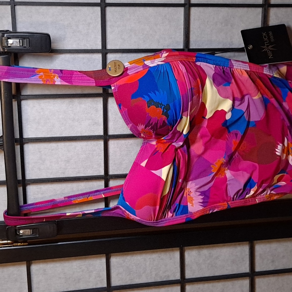 Nip Tuck Swim One Piece Print Multi Fit Cup Adjustable Women Size 4